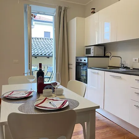 Casa Lari Apartahotel Stresa