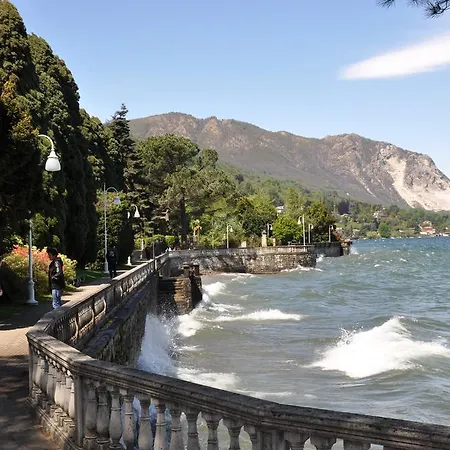 Casa Lari Apartahotel Stresa
