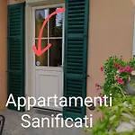 Casa Lari מלון דירות