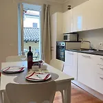 Casa Lari מלון דירות סטרסה