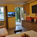 Casa Lari 4* סטרסה